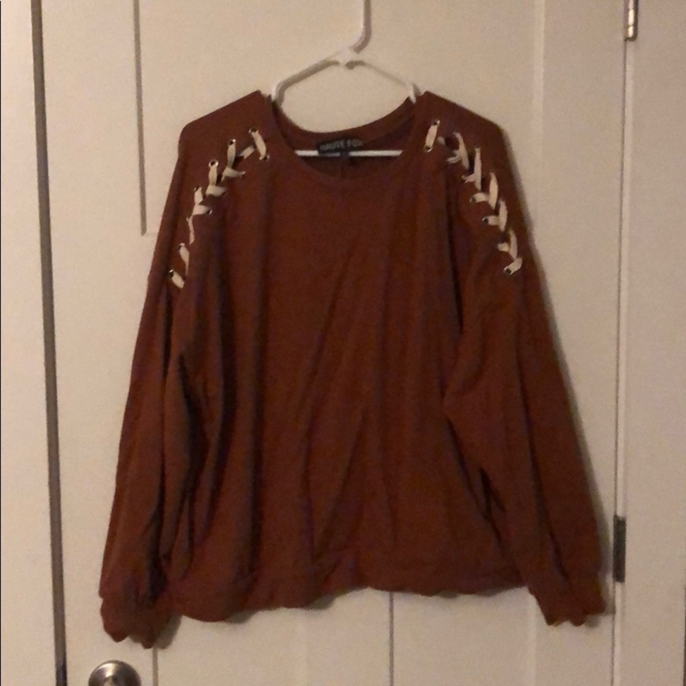 Sweater - Picture 1 of 2